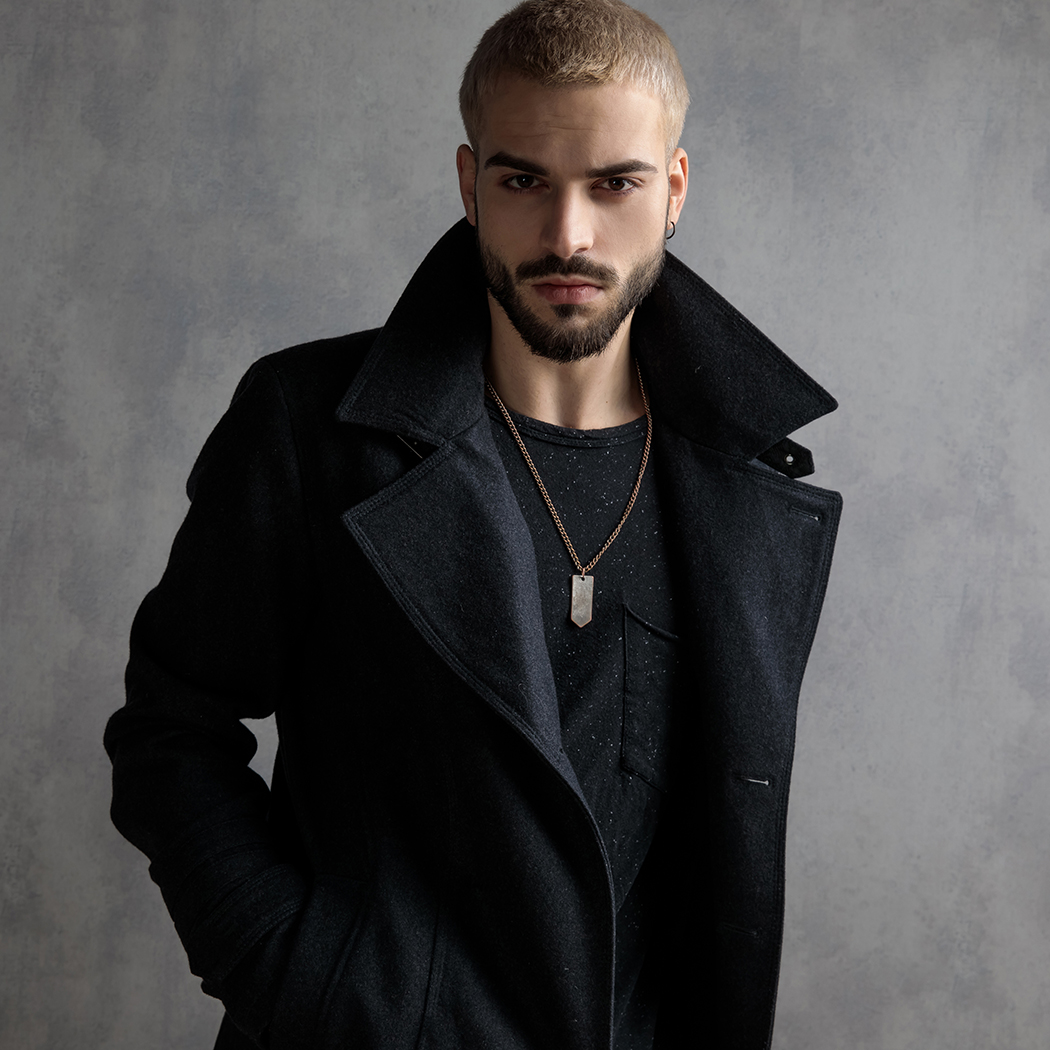 Styl rockowy męski, czyli muzyka, moda i bunt! Zobacz, co wyróżnia rockowy styl ubierania